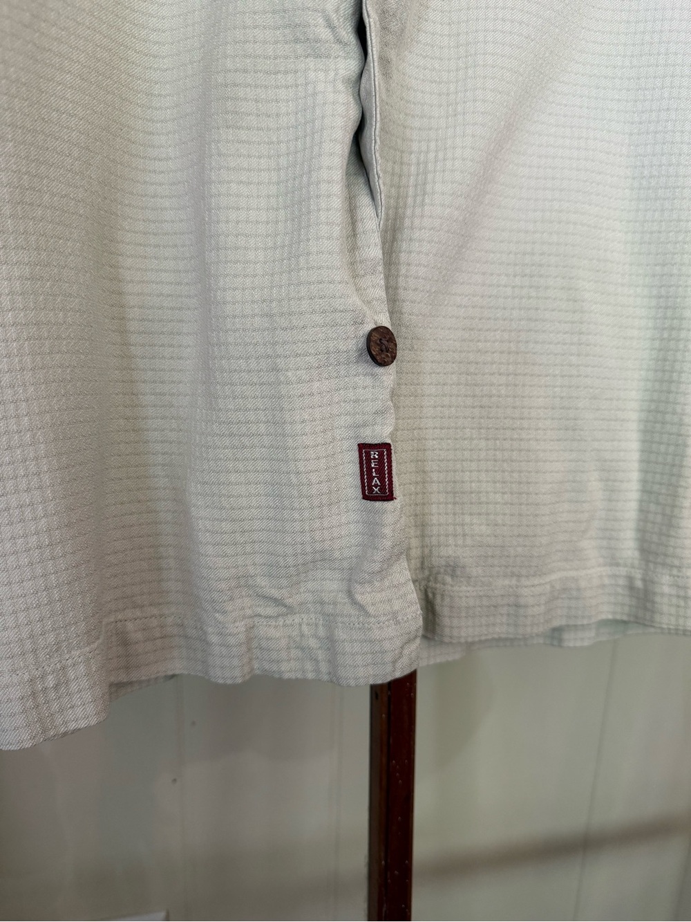 Tommy Bahama Camp Shirt Relaxed Fit Beige Cream 100% Silk Button Down Shirt - XL - Picture 6 of 9